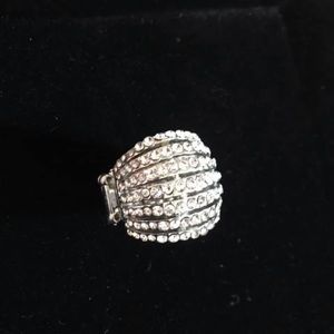 Silver Ring with Rhinestones—Stretchy Band